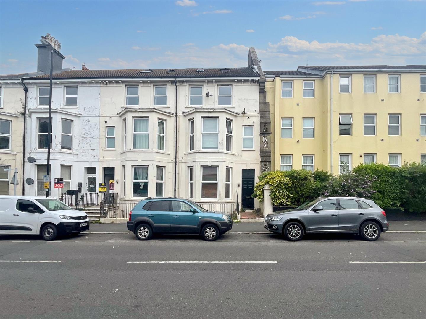 Property Details for Cavendish Place, Eastbourne Town Property Estate